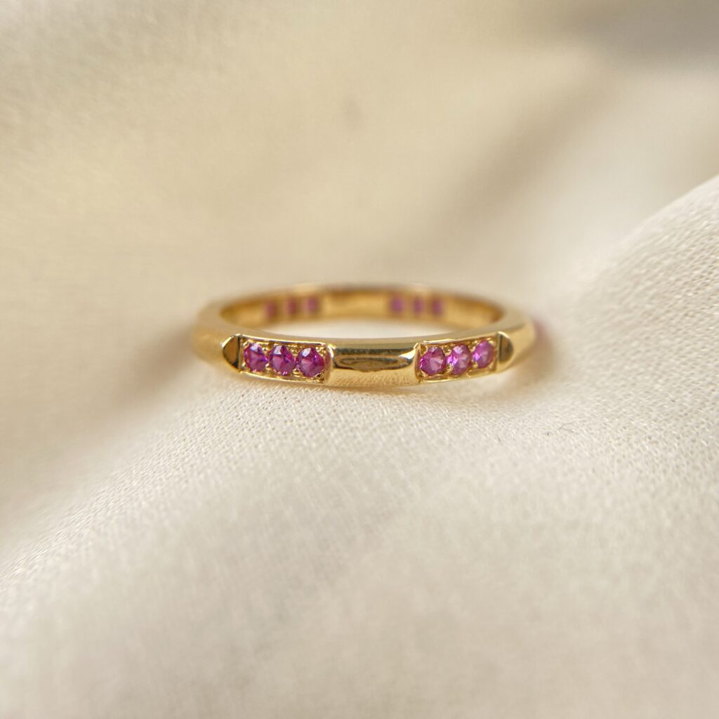 gabriel joaillier bague or jaune saphirs rose